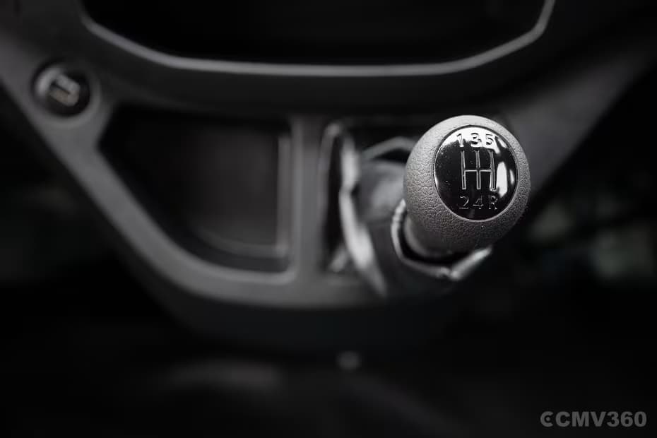 Tata Intra V50 Gold Manual Gear Lever Close-Up Tata Intra V50 Gold Manual Gear Lever Close-Up