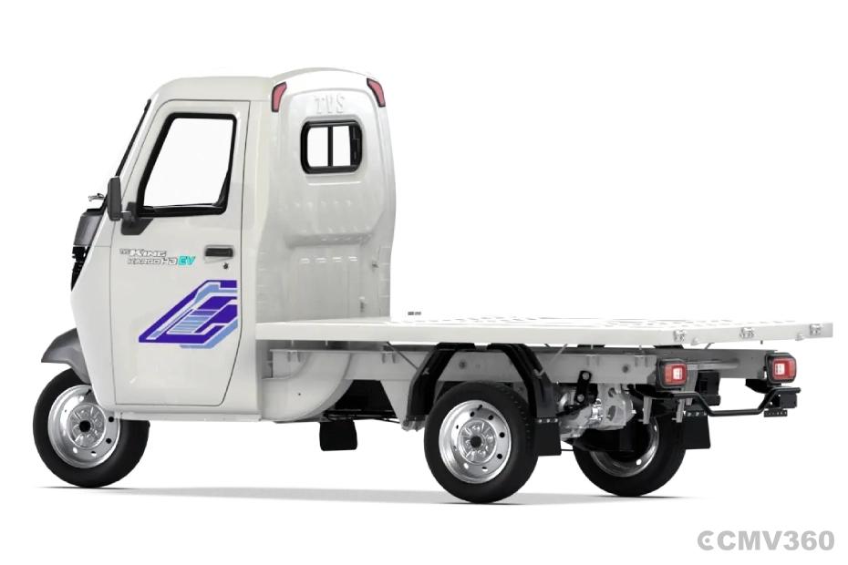 TVS King Kargo HD EV Pristine White Platform Left Rear Three Quarter TVS King Kargo HD EV Pristine White Platform Left Rear Three Quarter