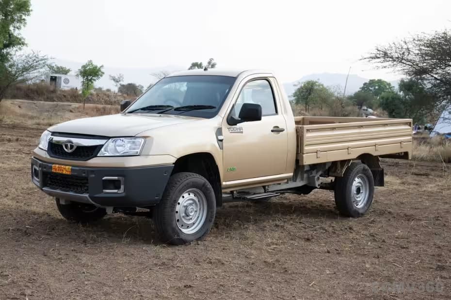 Tata Yodha CNG Left Front Three Quarter Tata Yodha CNG Left Front Three Quarter