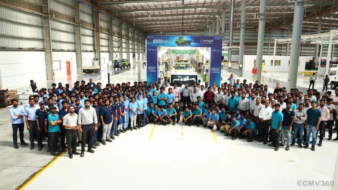 Montra Electric Rolls Out 1,000th EVIATOR eSCV