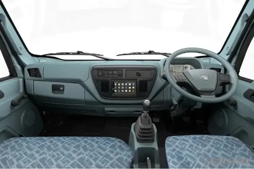 Eicher Pro 2095XP Plus Interior Eicher Pro 2095XP Plus Interior