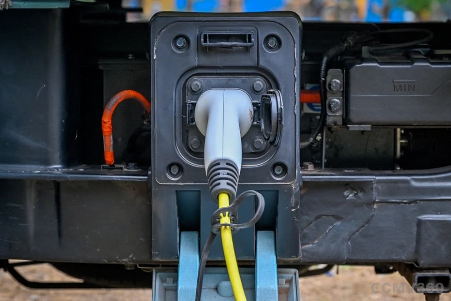 Tata Ace Pro EV Charging Socket with Plug Tata Ace Pro EV Charging Socket with Plug