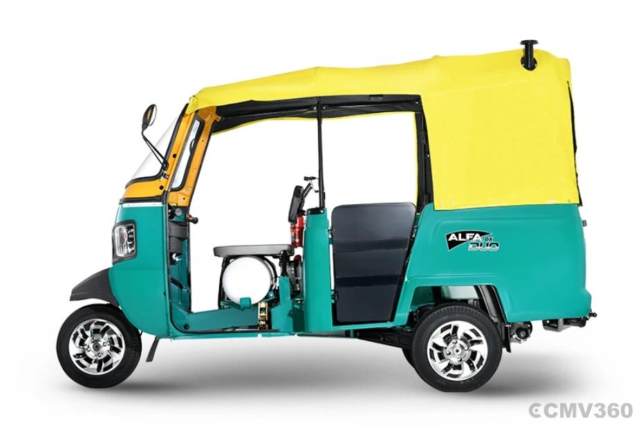 Mahindra Alfa Dx Duo Left Side View Mahindra Alfa Dx Duo Left Side View