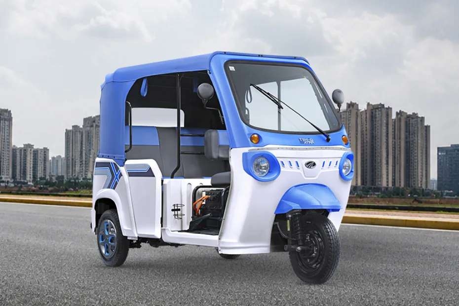 Mahindra Treo Xtra passenger electric three-wheeler Mahindra Treo Xtra passenger electric three-wheeler