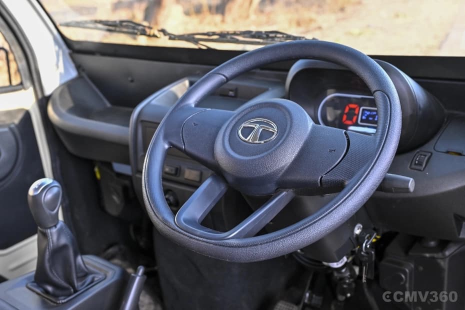 Tata Intra V30 Gold Steering Wheel Tata Intra V30 Gold Steering Wheel