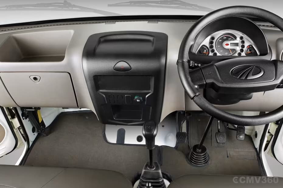 Dual-fuel dashboard with clear cluster for easy monitoring Dual-fuel dashboard with clear cluster for easy monitoring