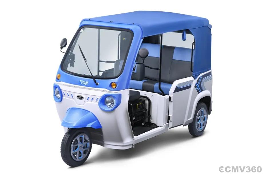 Mahindra Treo Xtra passenger electric three-wheeler front three-quarter view Mahindra Treo Xtra passenger electric three-wheeler front three-quarter view