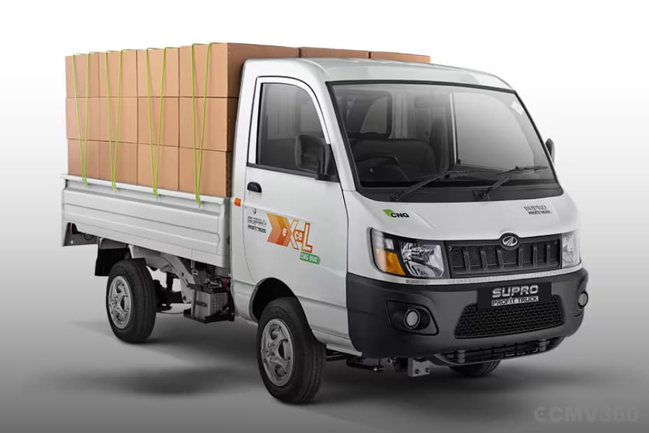 Attractive wraparound headlamps ensure clear visibility, complemented by a bold and stylish design that stands out Attractive wraparound headlamps ensure clear visibility, complemented by a bold and stylish design that stands out