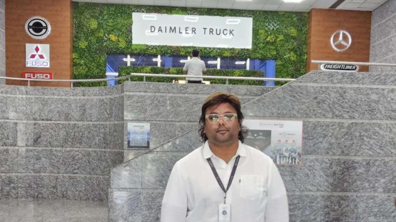 Shivansh Mishra Joins Daimler India Commercial Vehicles as BharatBenz Brand Manager Shivansh Mishra Joins Daimler India Commercial Vehicles as BharatBenz Brand Manager