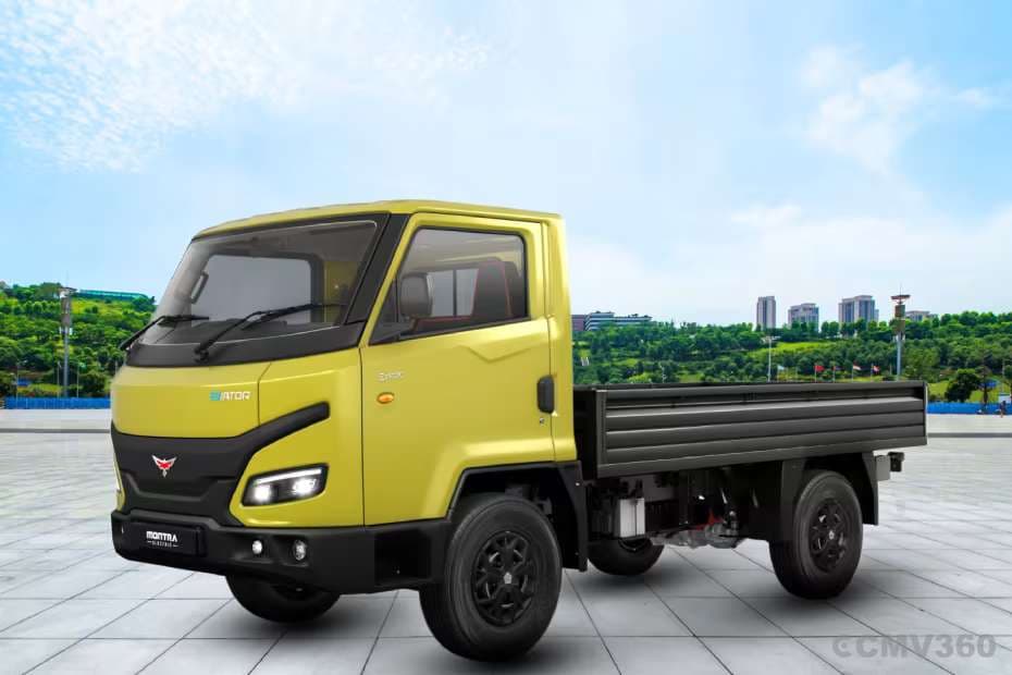 Montra Electric Eviator Left Front Three Quarter Montra Electric Eviator Left Front Three Quarter