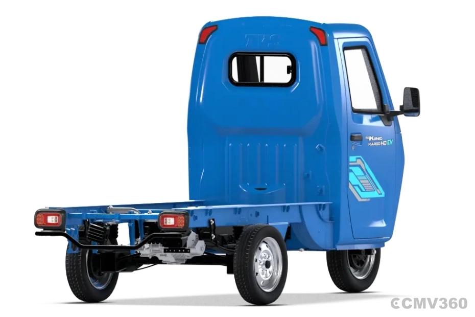TVS King Kargo HD EV Neptune Blue CBC Right Rear Three Quarter TVS King Kargo HD EV Neptune Blue CBC Right Rear Three Quarter