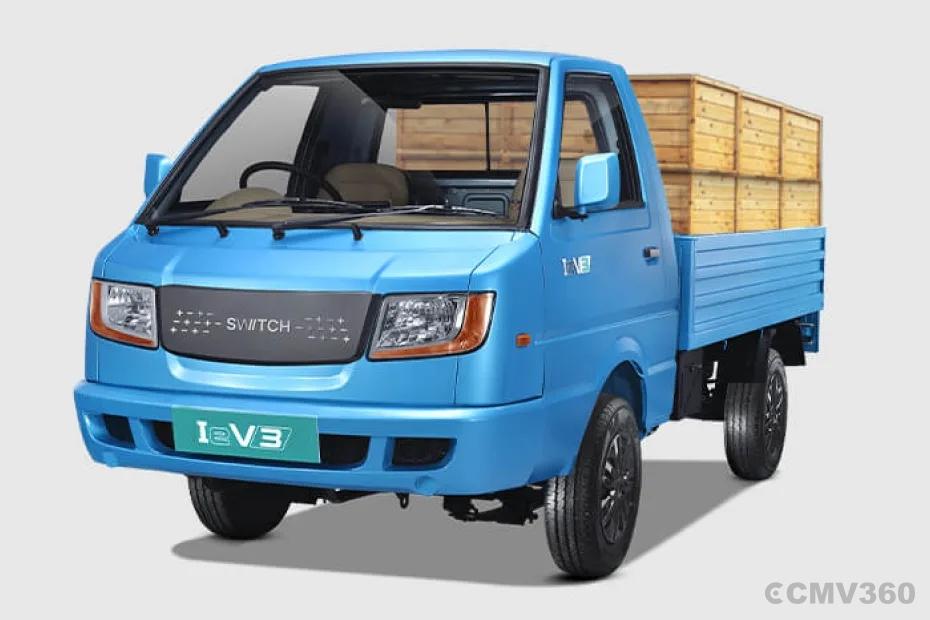 Switch Mobility IeV3 electric cargo truck carrying wooden crates Switch Mobility IeV3 electric cargo truck carrying wooden crates