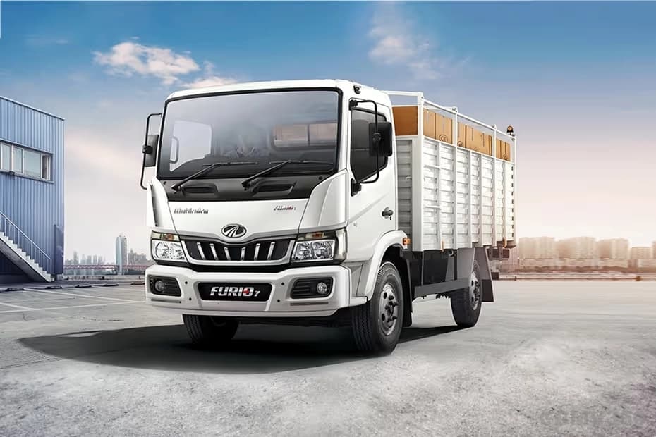 Mahindra Furio 7 Cargo Left Front Three Quarter Mahindra Furio 7 Cargo Left Front Three Quarter