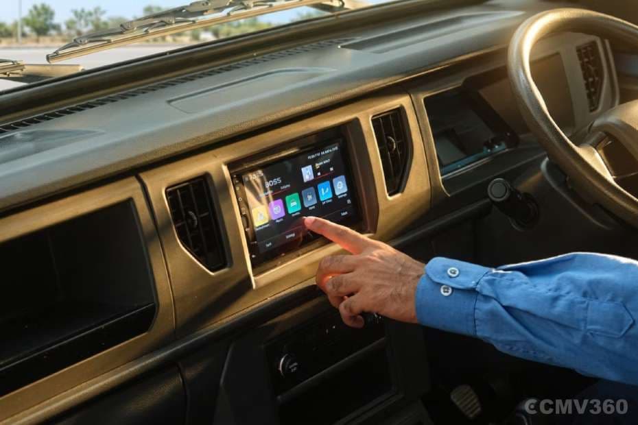 Smart telematics with a safety monitoring system Smart telematics with a safety monitoring system