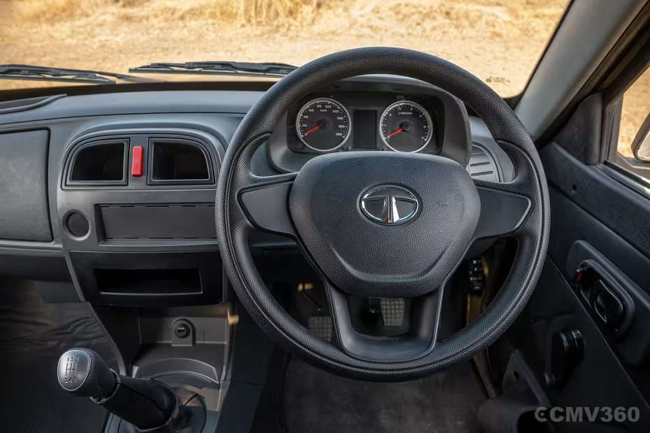 Ergonomic Steering Wheel for Better Driving Control Ergonomic Steering Wheel for Better Driving Control