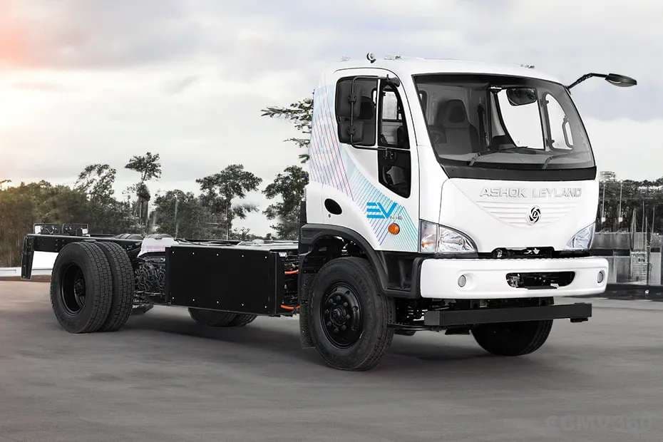 Ashok Leyland BOSS 14T Electric truck chassis cab three-quarter front view Ashok Leyland BOSS 14T Electric truck chassis cab three-quarter front view