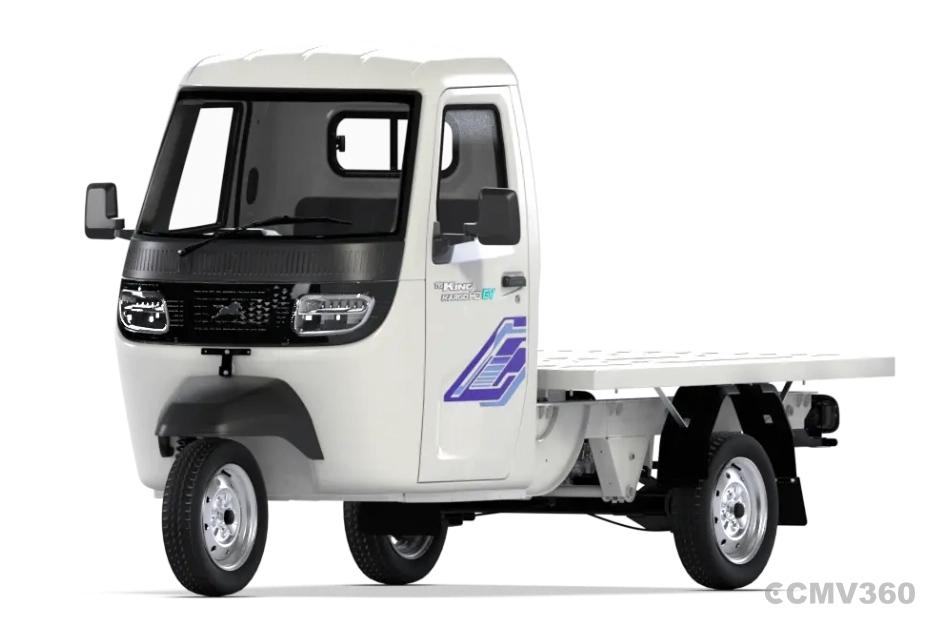 TVS King Kargo HD EV Pristine White Platform Left Front Three Quarter TVS King Kargo HD EV Pristine White Platform Left Front Three Quarter