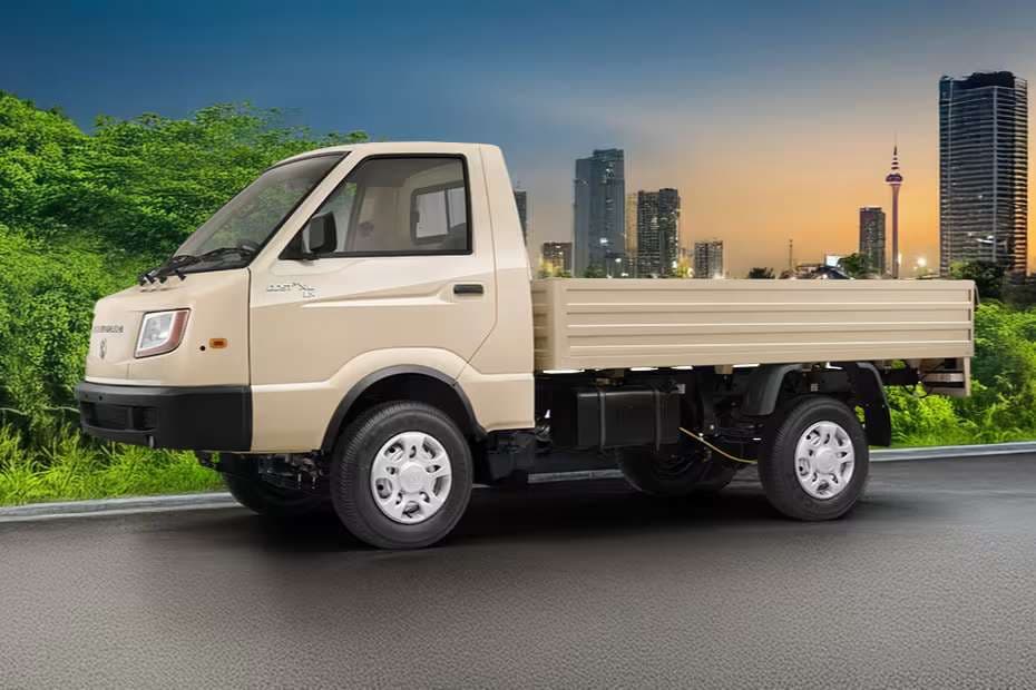 Ashok Leyland DOST Plus XL Left Front Three Quarter Ashok Leyland DOST Plus XL Left Front Three Quarter
