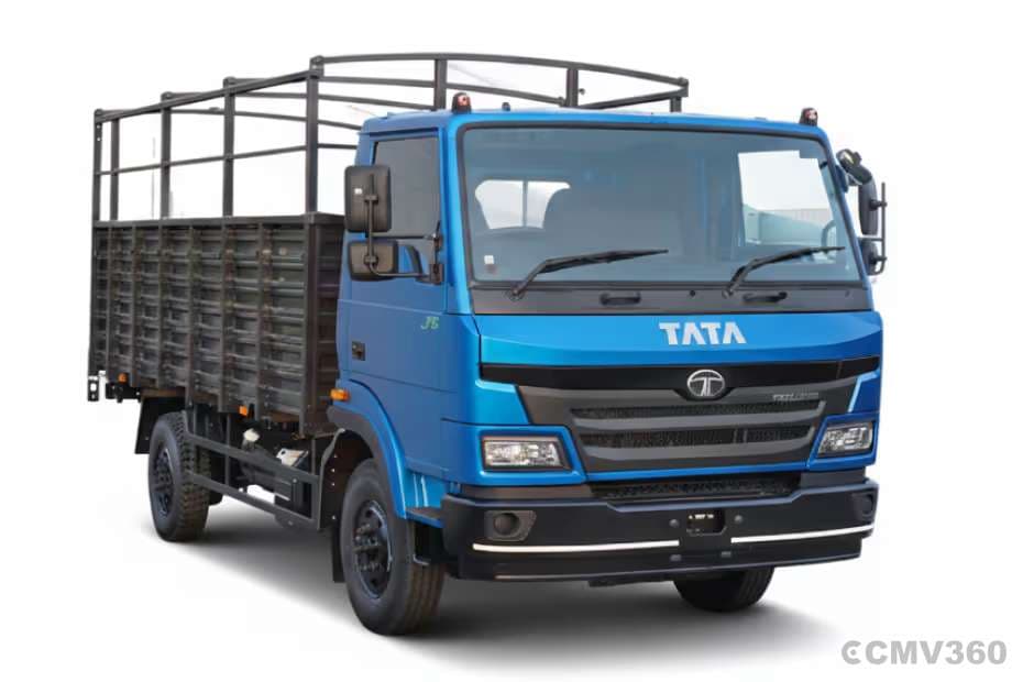 Tata AZURA 710 Right Front Three Quarter Tata AZURA 710 Right Front Three Quarter