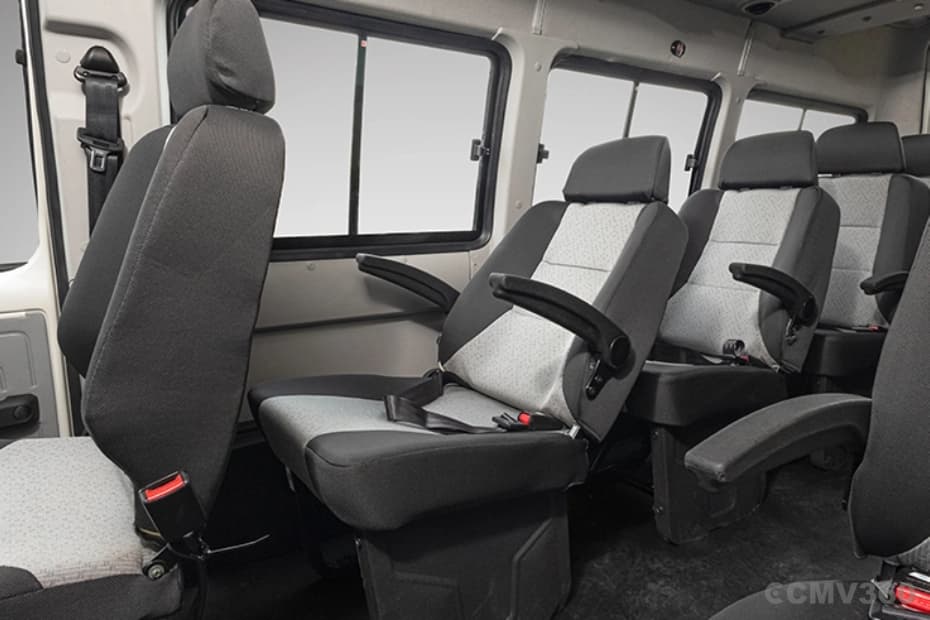 टाटा विंगर प्लस टाटा विंगर प्लस