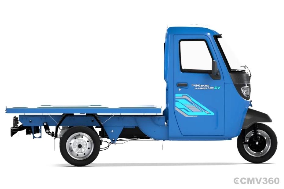 TVS King Kargo HD EV Neptune Blue Platform Right Side View TVS King Kargo HD EV Neptune Blue Platform Right Side View