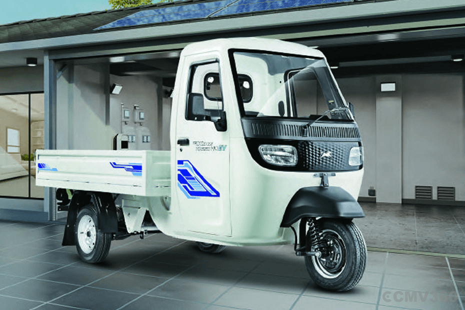 TVS King Kargo HD EV Right Front Three Quarter TVS King Kargo HD EV Right Front Three Quarter