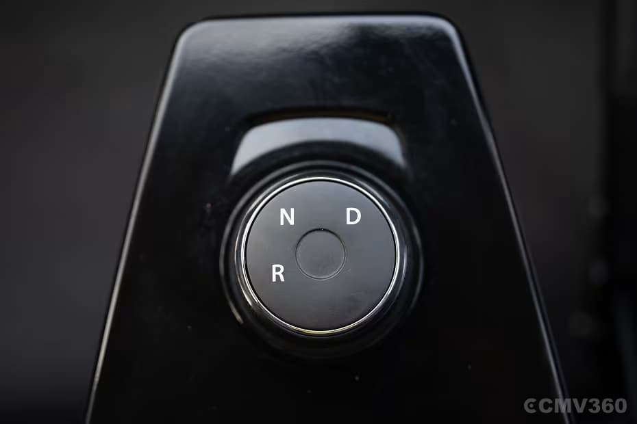 Clutchless operation & single-speed gearbox for fatigue free driving Clutchless operation & single-speed gearbox for fatigue free driving