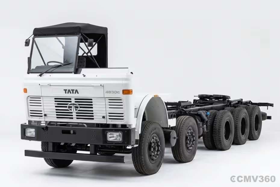 Tata LPT 4830 Cowl White Color Tata LPT 4830 Cowl White Color