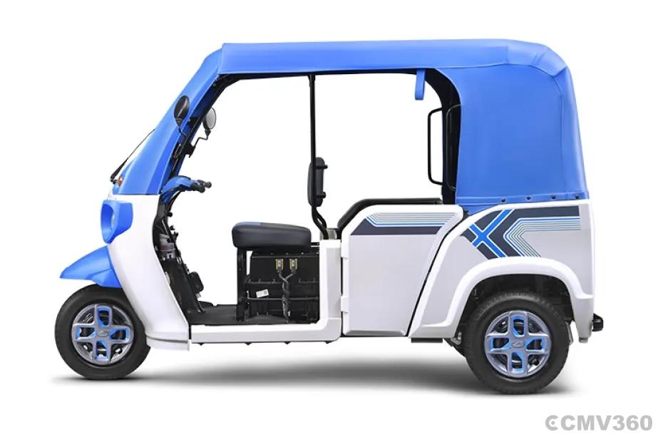 Mahindra Treo Xtra passenger electric three-wheeler left side profile Mahindra Treo Xtra passenger electric three-wheeler left side profile