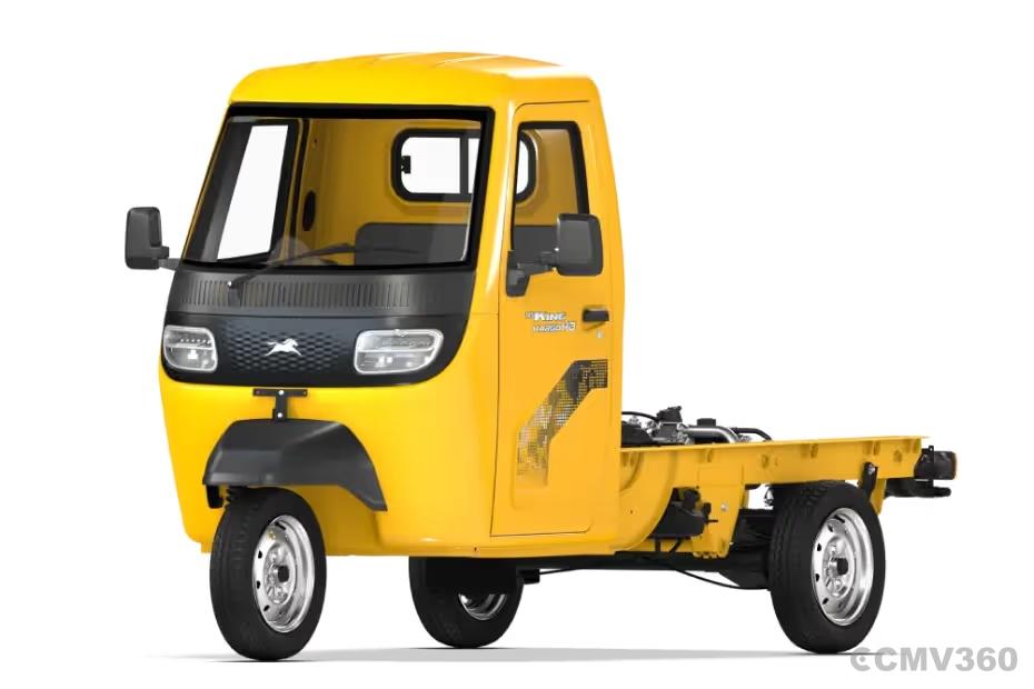 TVS King Kargo HD CNG Left Front Three Quarter TVS King Kargo HD CNG Left Front Three Quarter