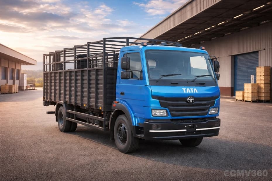 Tata AZURA 710 Right Front Three Quarter Tata AZURA 710 Right Front Three Quarter