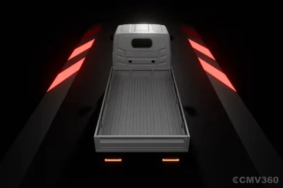 Liquid-Cooled Battery, Fast Charging & LED Headlamps Liquid-Cooled Battery, Fast Charging & LED Headlamps