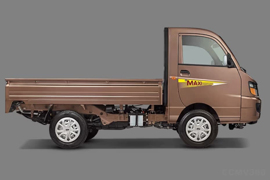 Mahindra Supro Profit Truck Maxi Right Side View Mahindra Supro Profit Truck Maxi Right Side View