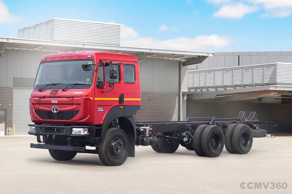 Tata SIGNA 3023.T Left Front Three Quarter Tata SIGNA 3023.T Left Front Three Quarter