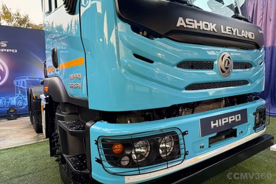 Ashok Leyland HIPPO 5536 AN Front Grille and Headlamp View Ashok Leyland HIPPO 5536 AN Front Grille and Headlamp View