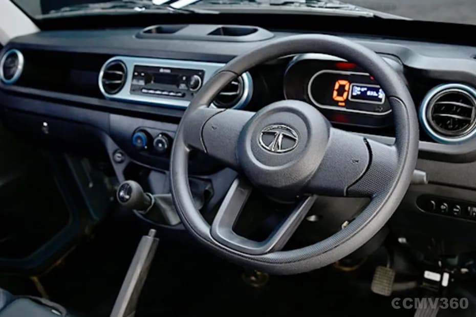 Steering with Ergonomic Dashboard Layout Steering with Ergonomic Dashboard Layout