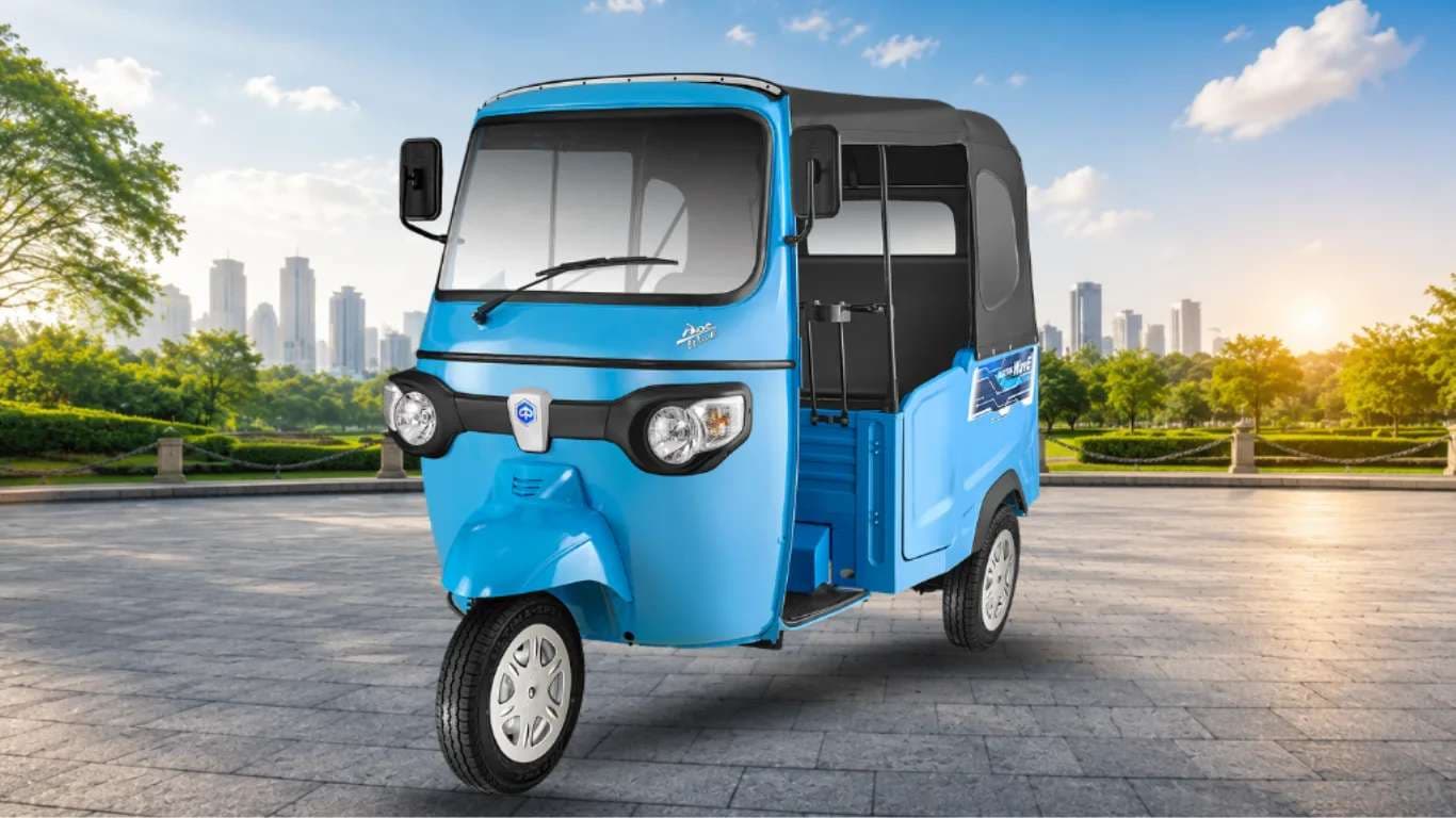 Piaggio Launches Apé WavE Electric Three-Wheeler at ₹2.55 Lakh Piaggio Launches Apé WavE Electric Three-Wheeler at ₹2.55 Lakh