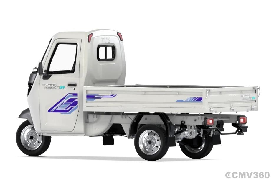 TVS King Kargo HD EV Pristine White FSD Left Rear Three Quarter TVS King Kargo HD EV Pristine White FSD Left Rear Three Quarter