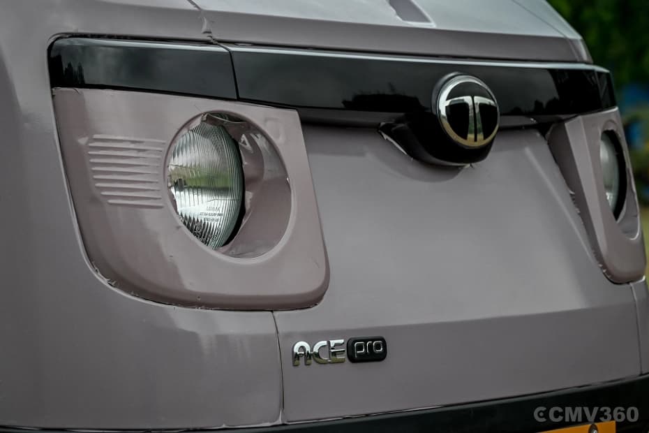 Tata Ace Pro Petrol Headlights Tata Ace Pro Petrol Headlights