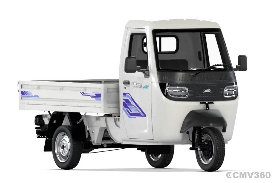 TVS King Kargo HD EV Pristine White FSD Right Front Three Quarter TVS King Kargo HD EV Pristine White FSD Right Front Three Quarter