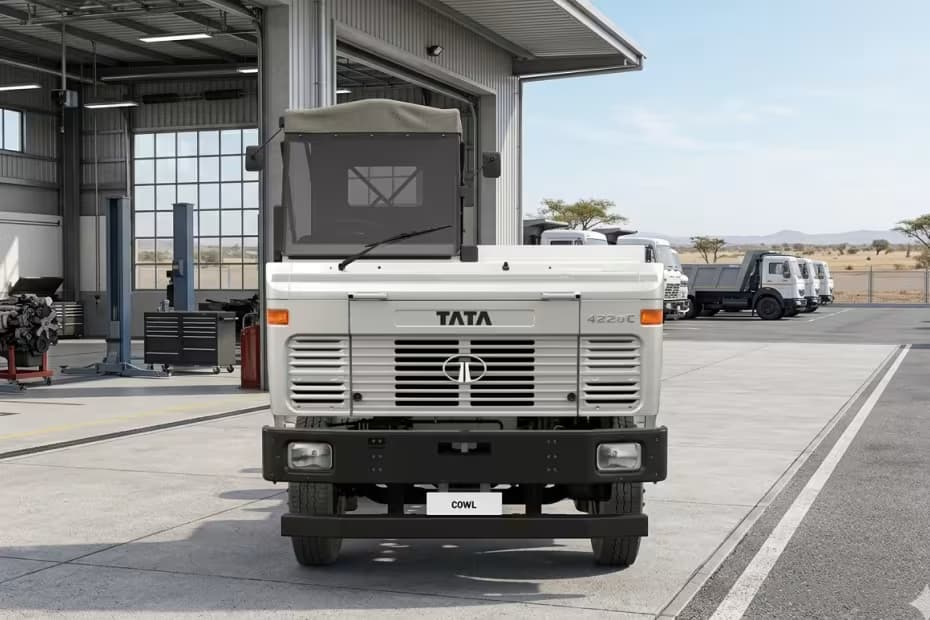 Tata LPT 4225 Cowl Front View Tata LPT 4225 Cowl Front View