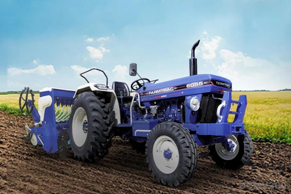 Farmtrac 6055 Powermaxx E CRT Right Front Three Quarter Farmtrac 6055 Powermaxx E CRT Right Front Three Quarter