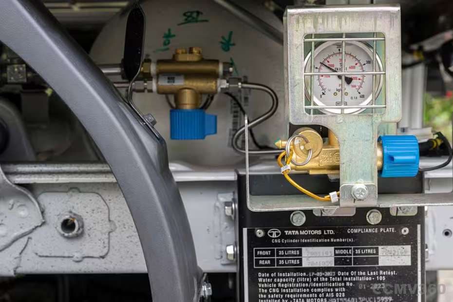 High capacity cng system with safety valves High capacity cng system with safety valves