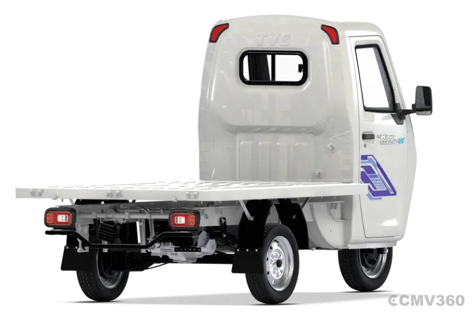 TVS King Kargo HD EV Pristine White Platform Right Rear Three Quarter TVS King Kargo HD EV Pristine White Platform Right Rear Three Quarter