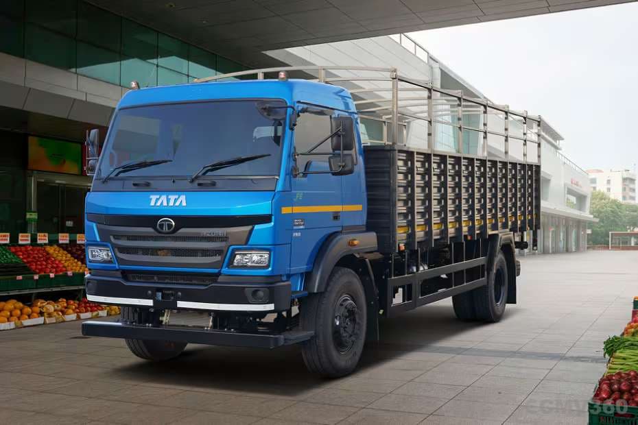 Tata AZURA 1918 Tata AZURA 1918