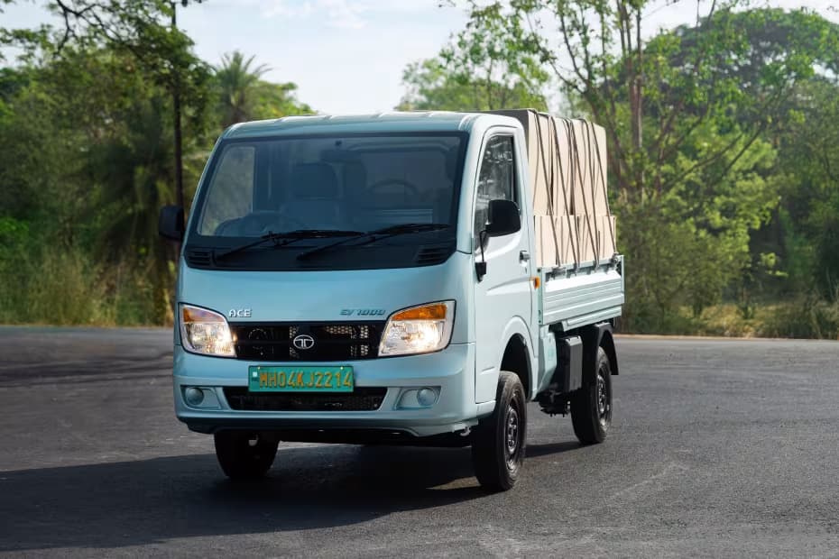 Tata ACE EV 1000 Left Front Three Quarter Tata ACE EV 1000 Left Front Three Quarter
