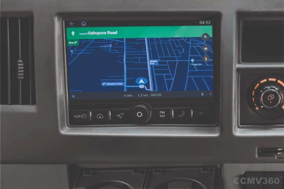 8 inches touchscreen on board 8 inches touchscreen on board
