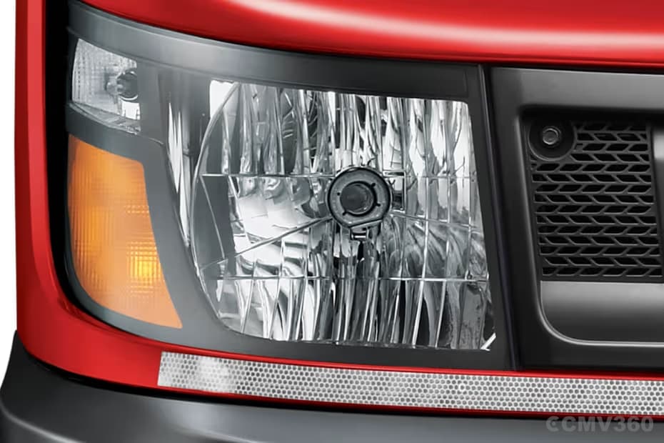 Stylish wraparound headlamps for better road visibility Stylish wraparound headlamps for better road visibility