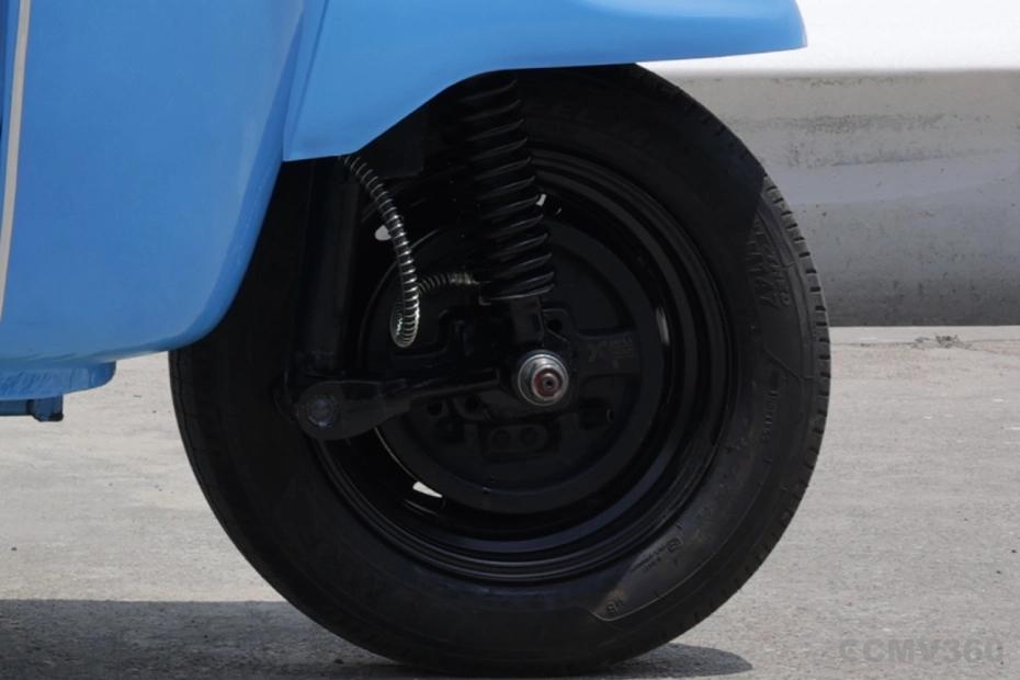 Lohia Youdha EPOD Front Tyre View Lohia Youdha EPOD Front Tyre View