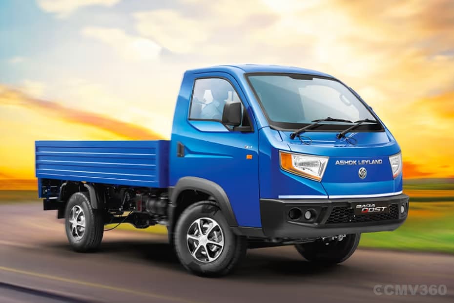 Ashok Leyland Bada Dost i3 Plus XL Right Front Three Quarter Ashok Leyland Bada Dost i3 Plus XL Right Front Three Quarter